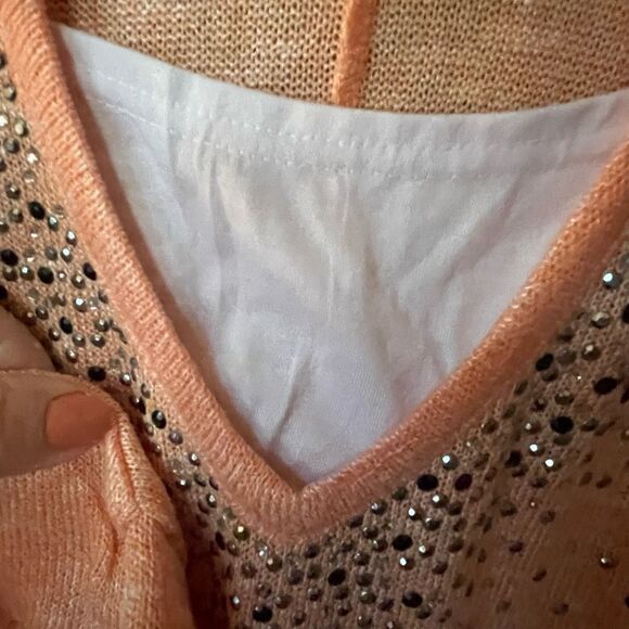 Cathy Daniel’s size 2X peach studded layered look. Dolman sleeves. - Picture 6 of 9